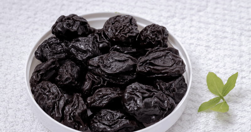 生プルーンの栄養と食べ方：皮ごと美味しく食べる方法を徹底解説！