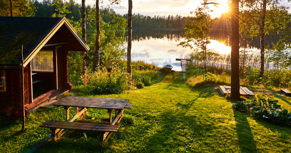 夏至祭：太陽の恵みに感謝する世界各地の祭り