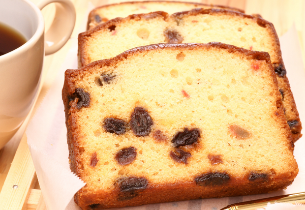 芳醇なブランデー香る、大人のためのフルーツケーキ：基本レシピからアレンジ、ギフトまで