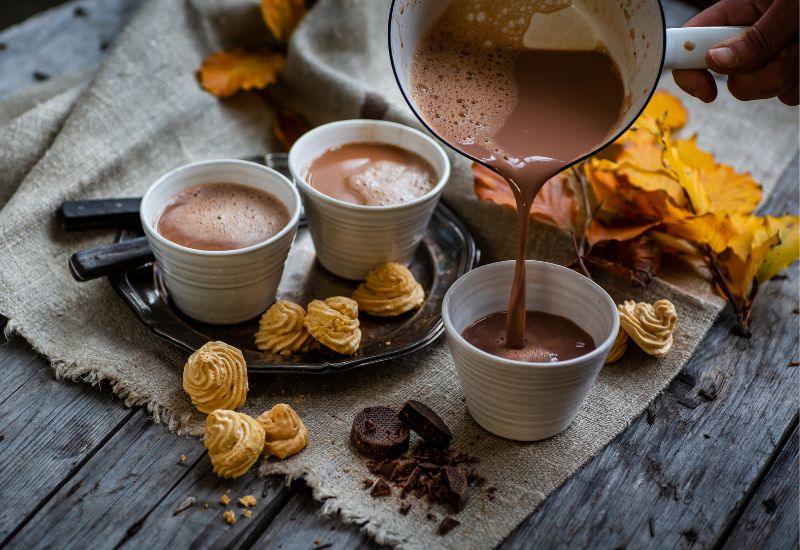 ホットチョコレートとは - スイーツモール