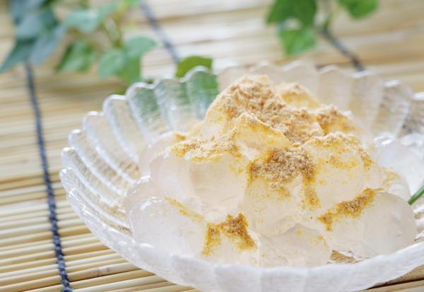 わらび根：知られざる和菓子の源と本物の味