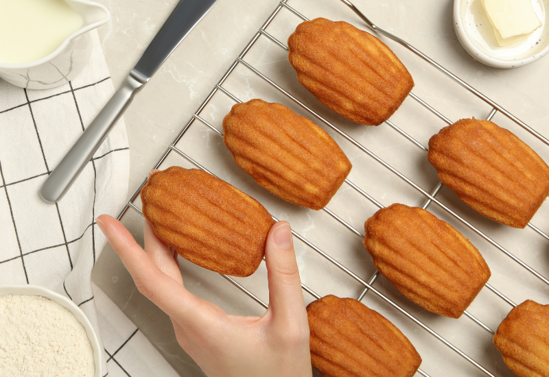 マドレーヌ賞味期限：市販品と手作り、美味しく食べるための完全ガイド