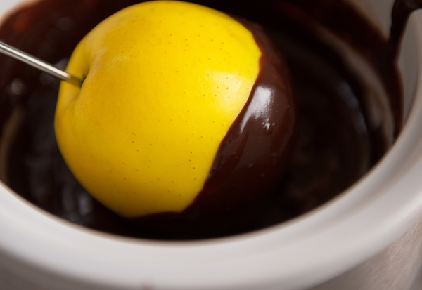 禁断の誘惑：りんごとチョコが織りなす魅惑のスイーツレシピ