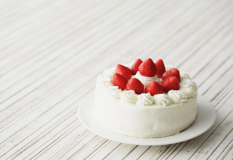 いちごケーキ 盛り付け