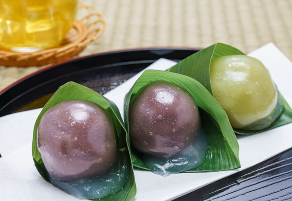 涼を呼ぶ、夏の和菓子：五感で味わう日本の夏