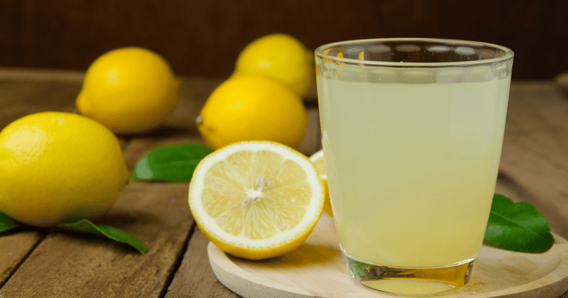 毎日ジュースを飲む人が知っておくべき秘密：健康リスクと賢い選択