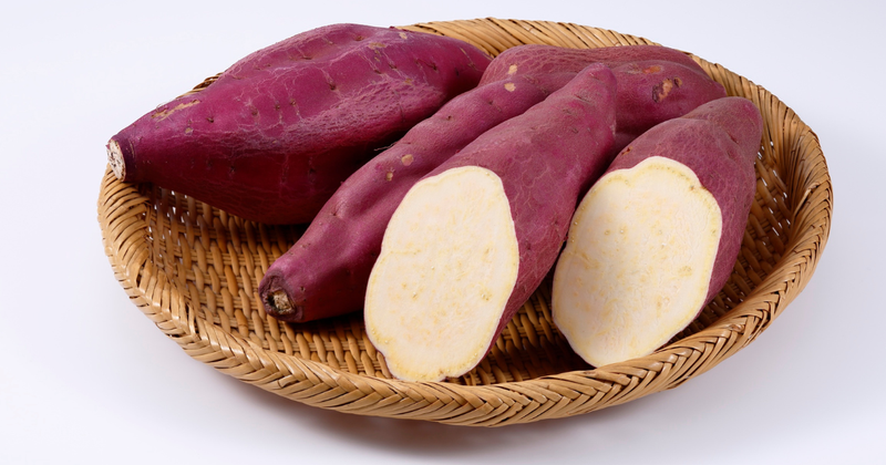 サツマイモ収穫時期完全ガイド：品種別タイミング、見極め方、甘みを引き出す追熟・保存方法