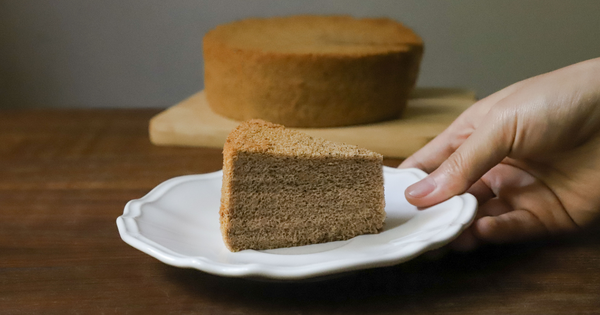 シフォンケーキが生焼け？原因究明から解決まで徹底解説！