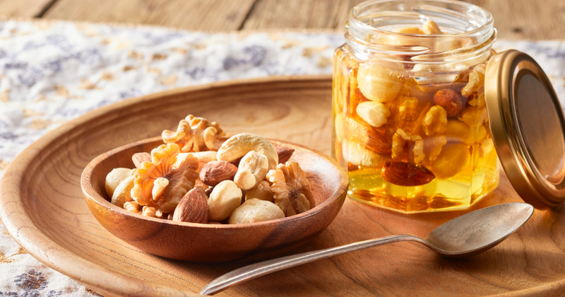 ナッツの蜂蜜漬けを徹底解説！基本の食べ方からアレンジレシピまで