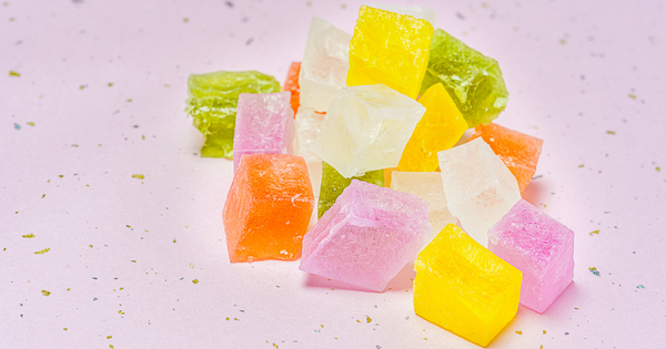 琥珀糖 かわいい