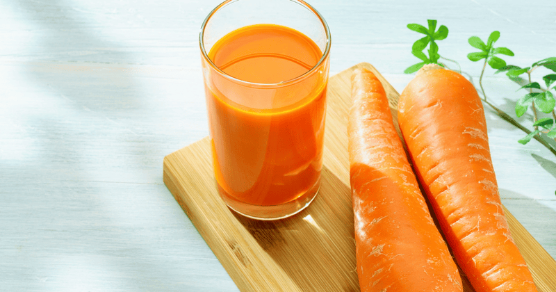 人参ジュースの驚くべき効能と簡単レシピ：毎日を健康にする一杯