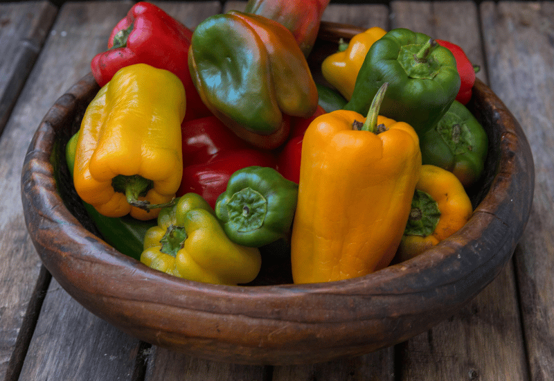 ピーマンのヘタ、捨てていませんか？ 実は栄養満点、丸ごと活用術！