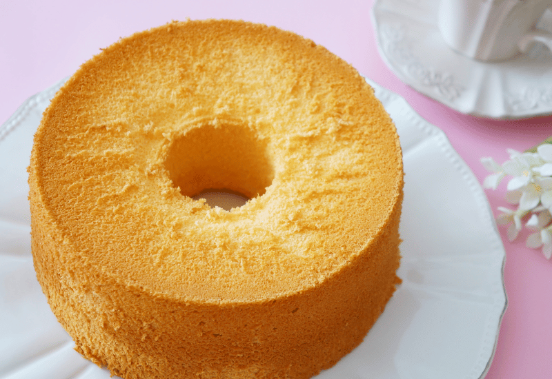 型がなくても大丈夫！アルミホイルや身近なもので作るシフォンケーキ