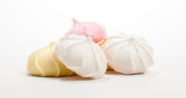 メレンゲ菓子の魅力：手作りレシピからアレンジまで