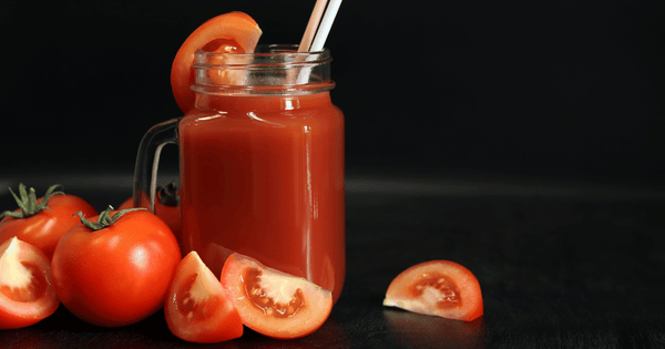トマトジュースはコレステロールを下げる？効果と飲み方を徹底解説！