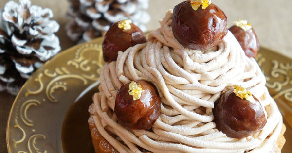 聖夜を彩る、モンブランのクリスマスケーキ