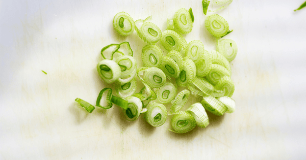 プランターでも簡単！青ネギ栽培：種まきから収穫までの完全ガイド