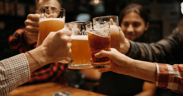 頻尿対策：飲むもの選びの重要ポイント｜利尿作用の強い飲み物、避けるべき飲み物とは？