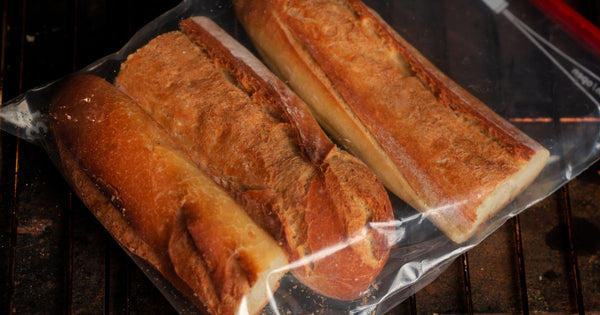 パンを冷蔵庫で保存するのはアリ？ パンの種類別保存方法と鮮度を保つコツ