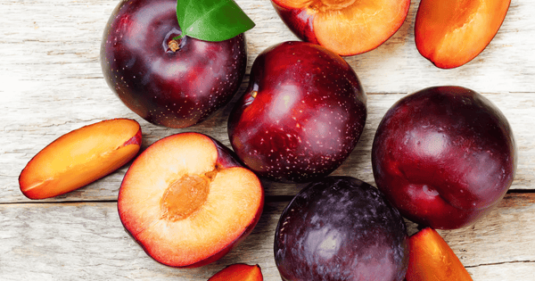 すもも食べすぎで後悔しない！栄養とリスク、適量を知って美味しく健康に