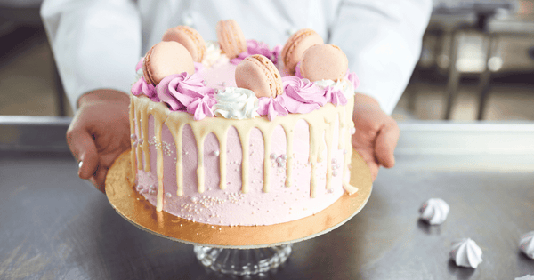 いちごなしでも華やか！季節を楽しむデコレーションケーキ
