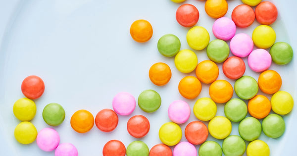マーブルチョコとは？カラフルで愛されるロングセラーチョコレートの魅力
