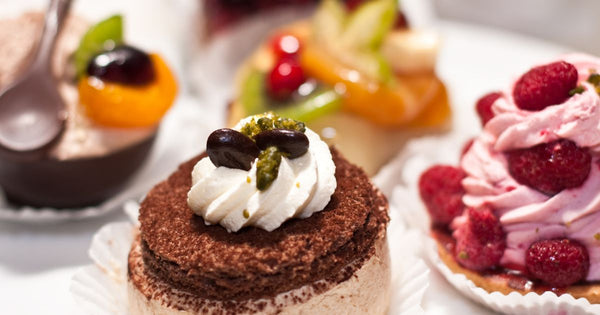 もう迷わない！ケーキを美しく食べる方法【完全版】