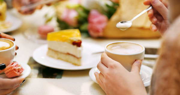 カフェで味わう至福のひととき：絶品ケーキと過ごす、とっておきの時間