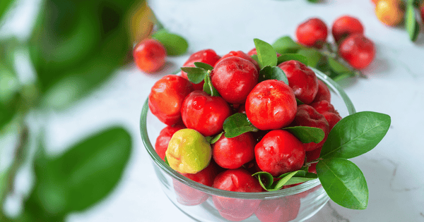 アセロラの効能：美容と健康を支えるスーパーフルーツの秘密