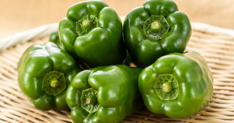 ピーマンは緑黄色野菜？栄養と効能、おいしい食べ方を徹底解説！