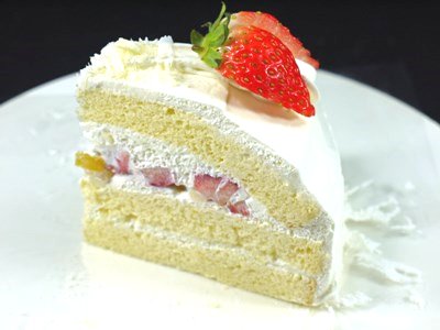 【冷凍】軽トラックの立体ケーキ｜ケーキ｜ケーキ工房モダンタイムス