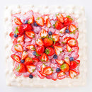 【店頭受取】たっぷりイチゴのスクエアデコレーション｜ケーキ｜パティスリーアングレーズ