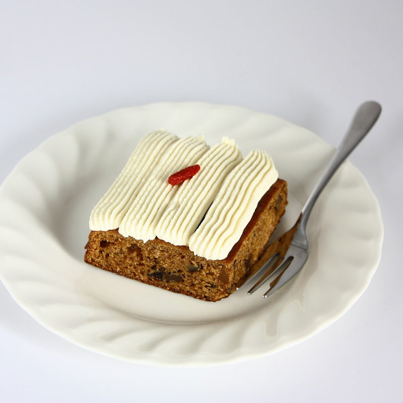 【冷凍】グルテンフリーのキャロットスパイスケーキ｜ケーキ｜コーヒーライブ