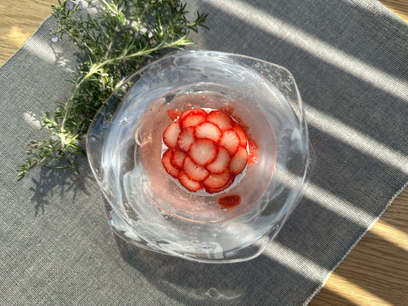 【冷凍】朝摘みイチゴのクリームチーズ| チーズケーキ | 空山チーズ工房