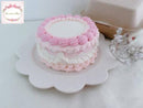 【冷凍】色が選べるティアラケーキ ランチボックス入り 3号 ケーキ(9cm) | ケーキ | La vie en Rose - スイーツモール