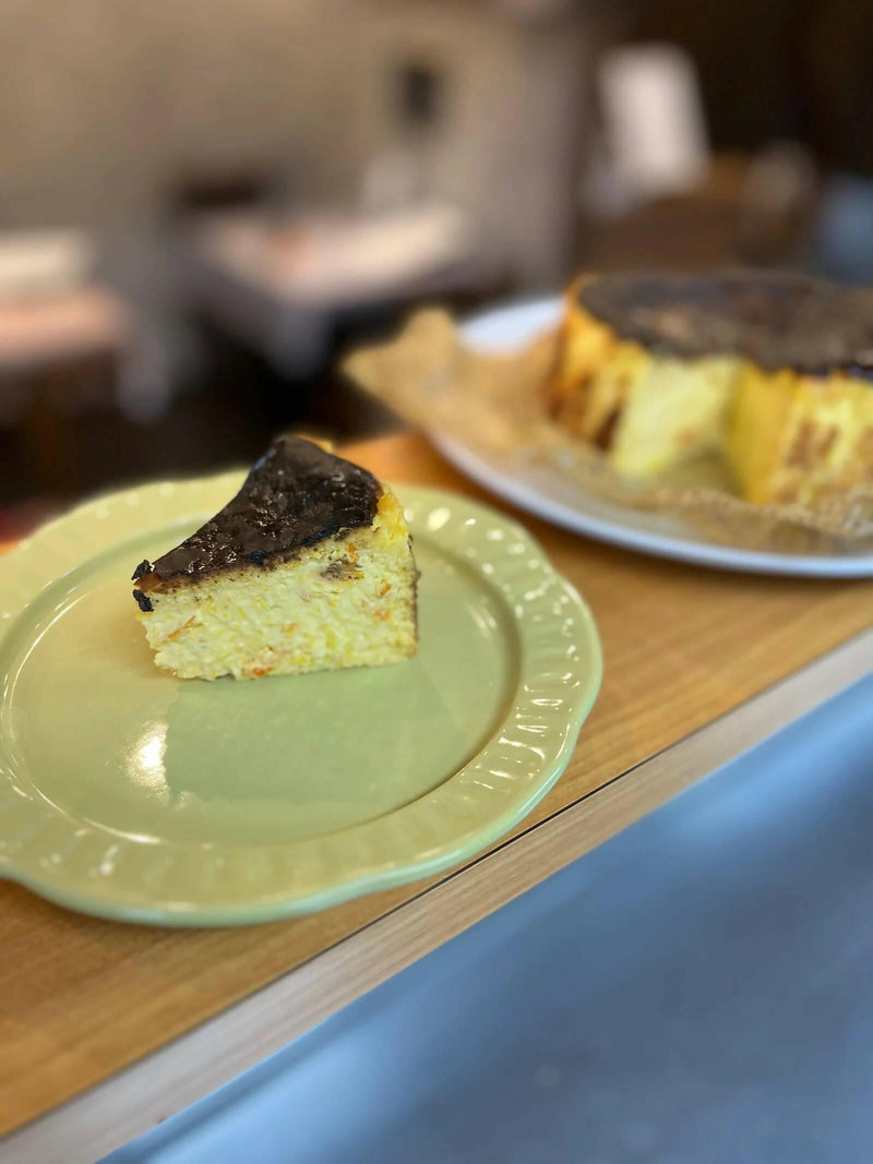 【冷蔵】7種のバスクチーズケーキ | チーズケーキ | TRATTORIA RONDONE（トラットリア ロンドーネ） - スイーツモール