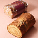 【冷凍】黒石シューロール | ロールケーキ | シャロン甘洋堂 | シューロール - スイーツモール