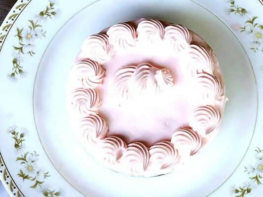 【店頭受取】イラストクッキーショートケーキ | ケーキ | 西洋菓子セルクル | オリジナルクッキー を乗せた セルクル ケーキ - スイーツモール