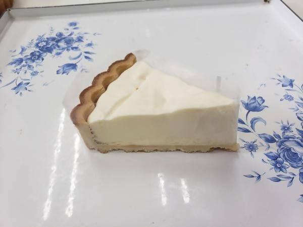 【冷凍】レアチーズケーキ 6号 | チーズケーキ | ケーキ工房モンクール-チーズケーキ-ケーキ工房モンクール