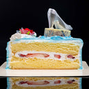 【冷凍】ガラスの靴と馬車ケーキ 5号 | ケーキ | blanctigre〜due〜(ブランティーグル) - スイーツモール