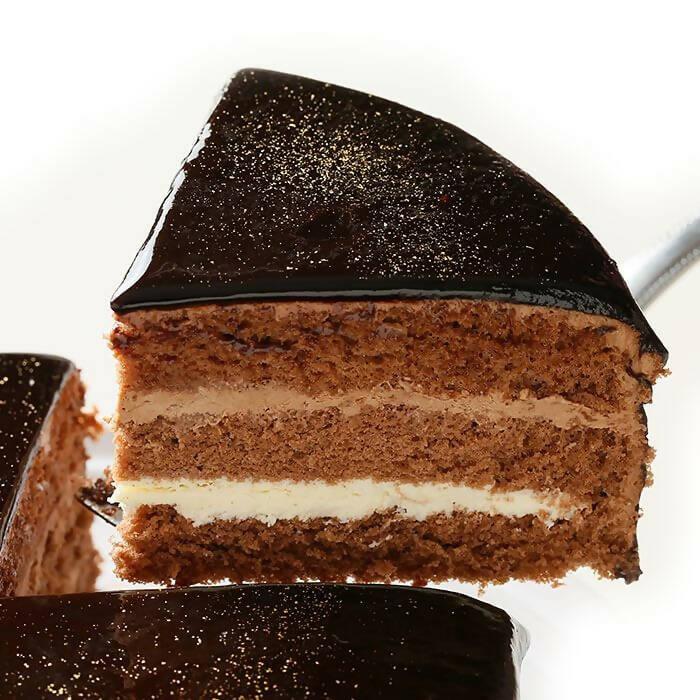 【冷凍】スペシャル生チョコケーキ | チョコレートケーキ | パティスリーピニョン箕面店 - スイーツモール