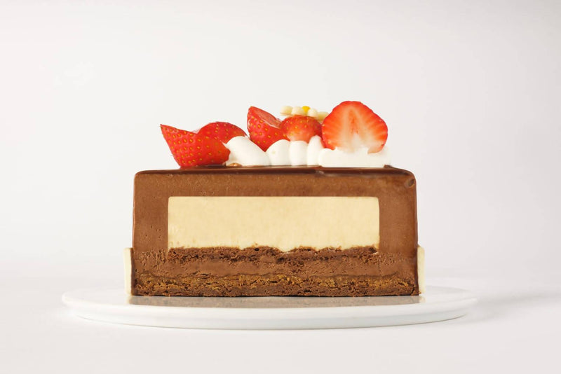 【冷凍】三種のチョコを使ったショコラトリオ | チョコレートケーキ | レ・コロレ - スイーツモール