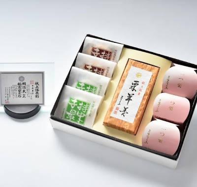 【常温】明治神宮献上銘菓 三撰 化粧箱入 栗羊羹 | 羊羹 | 菓匠寿々木 - スイーツモール