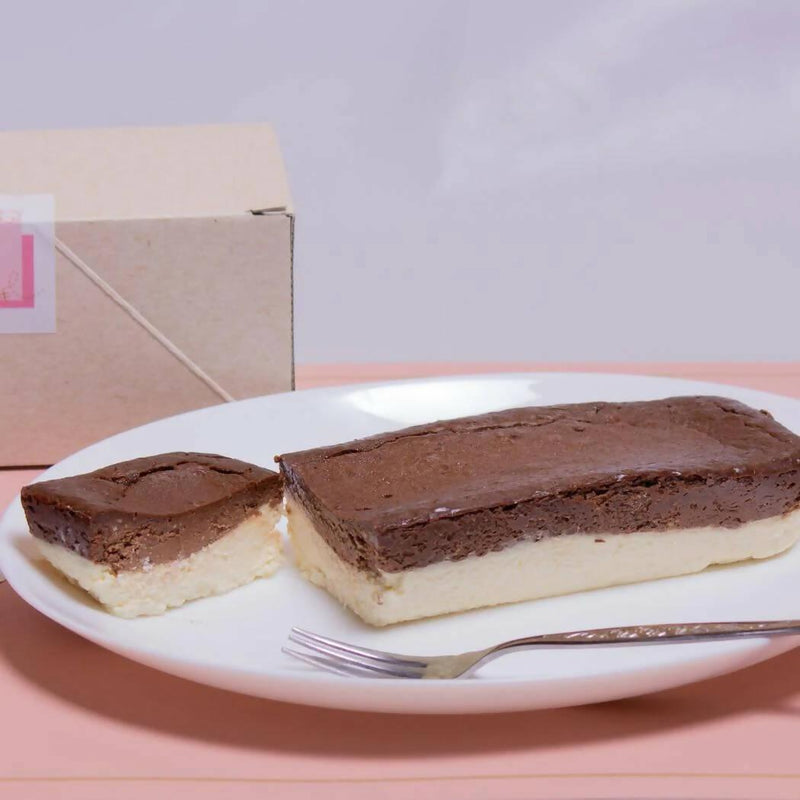 【冷凍】カカオの深い味わいチョコレートチーズケーキ | チーズケーキ | ママのチーズケーキ | ショコラチーズケーキ - スイーツモール