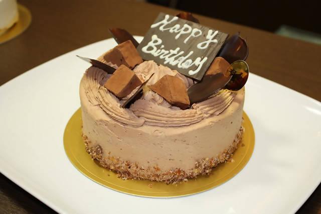 【冷凍】チョコレートケーキ | チョコレートケーキ | ララ洋菓子店 - スイーツモール