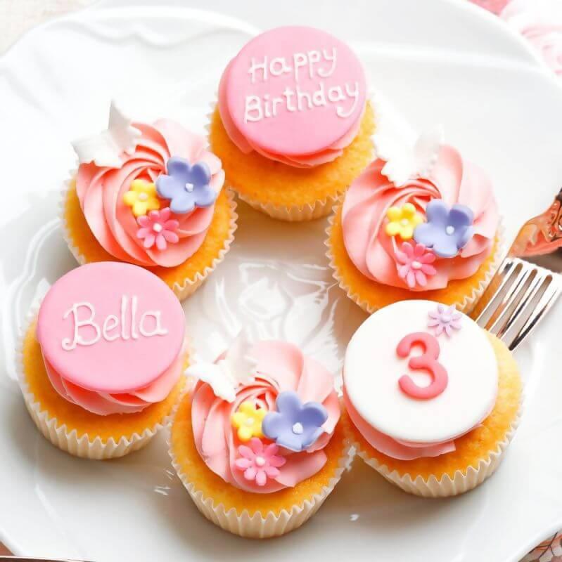 【冷凍】バースデーボックス｜ケーキ｜Bellas Cupcakes-ベラズカップケーキ│カップケーキ 誕生日・カップ ケーキ 専門 店・cupcakes・カップ ケーキ アイシング・カップケーキかわいい - スイーツモール