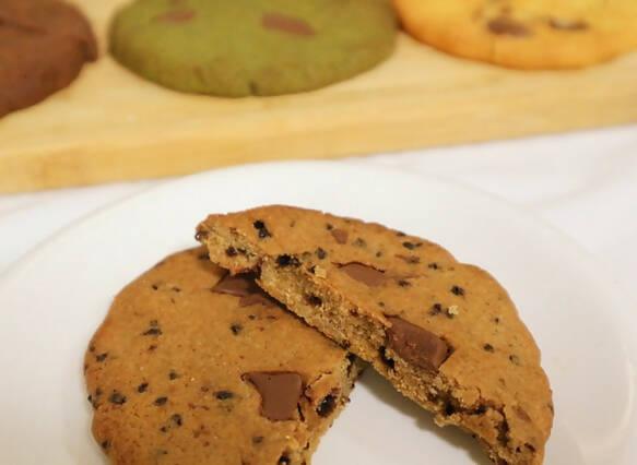 【冷凍】低糖質・グルテンフリー BIGアメリカンチョコクッキー ｜クッキー｜NICOTTO BAKE - スイーツモール