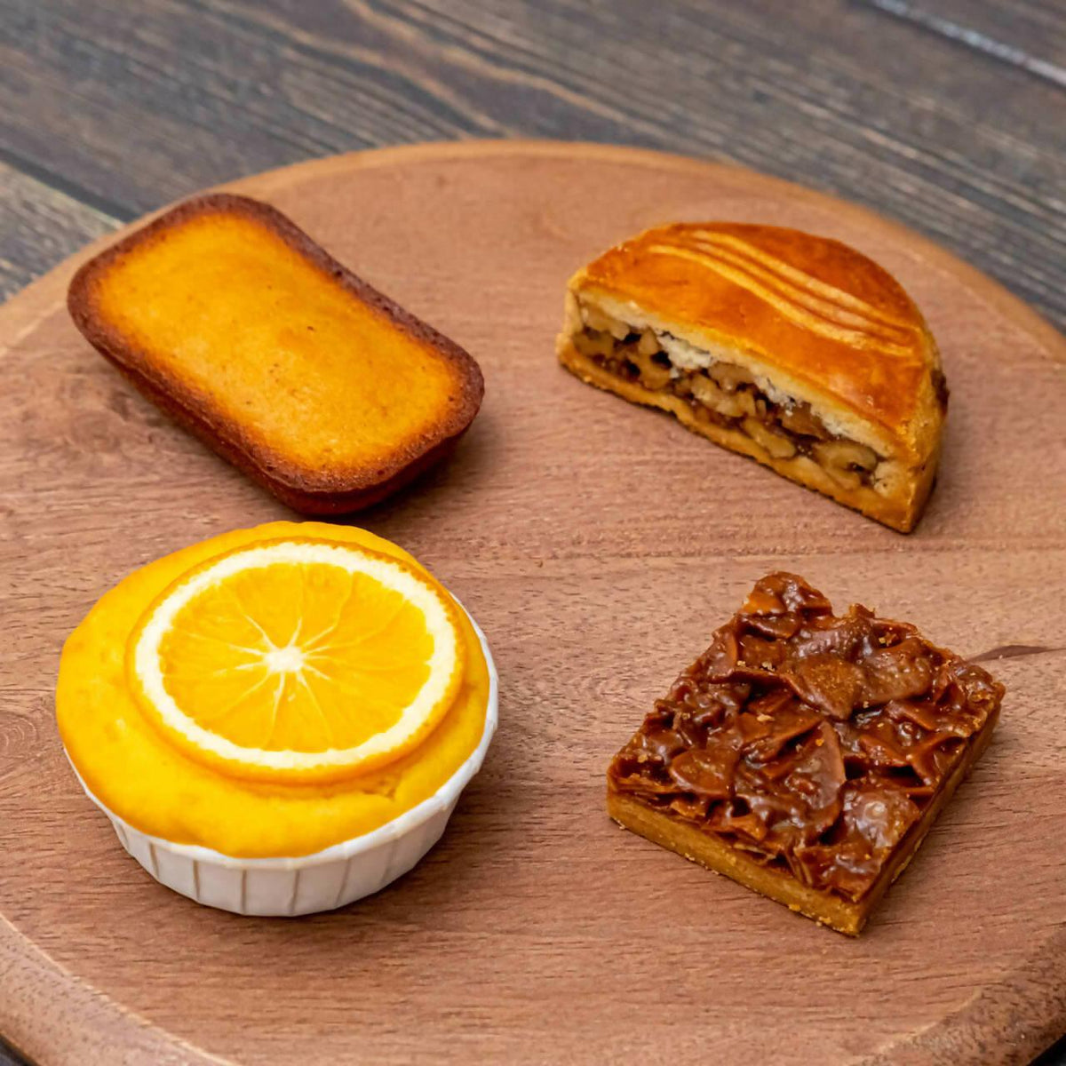 PATISSERIE Petit gateau　全8種　大箱未開封品 Patisserie Petit Gateau Miniature Collection Boxed Set of 8