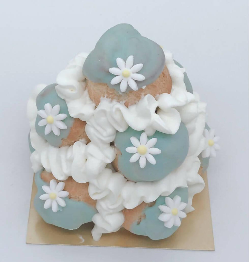 【冷凍】クロカンブッシュ｜クロカンブッシュ 誕生日 ケーキ・クロカンブッシュ ケーキ屋・ クロカンブッシュ｜予約専門菓子店Daisy ｜ シュークリーム タワー・プチシュー タワー - スイーツモール