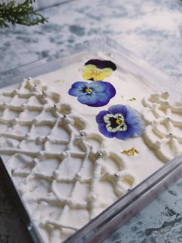 【冷凍】ベリーのムースのレースケーキ | ケーキ | ミホパンポップケーキ-ケーキ-ミホパンポップケーキ